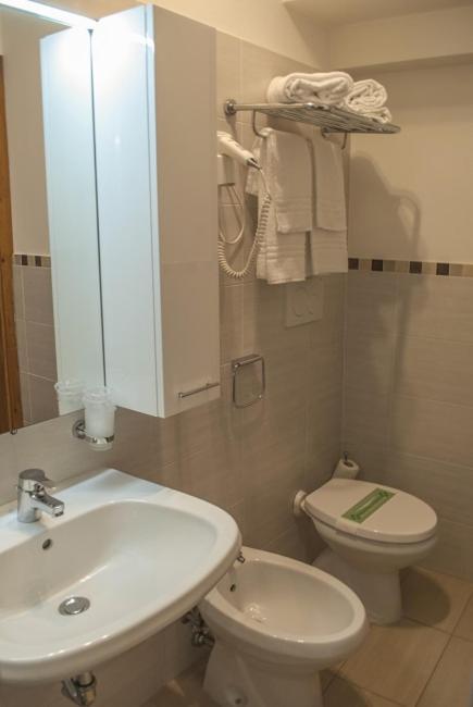 Hotel Italia Сачиле Экстерьер фото
